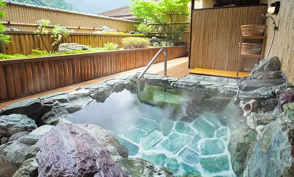 Tenjin guest room with open-air bath Image